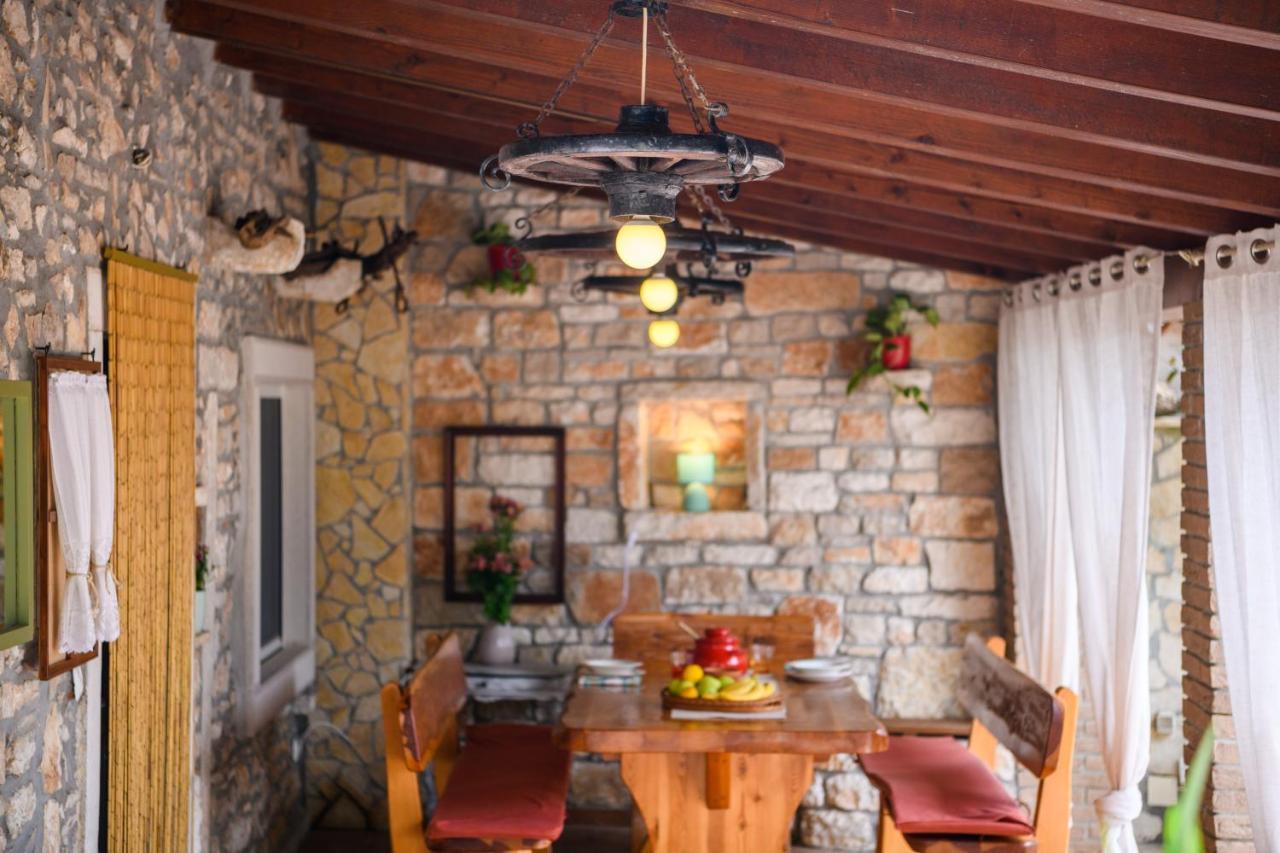 Rustic Istrian House Varesco クルニカ エクステリア 写真