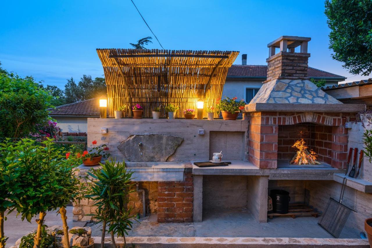 クルニカ Rustic Istrian House Varescoヴィラ エクステリア 写真