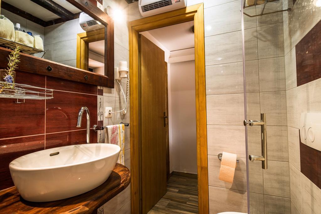 Rustic Istrian House Varesco クルニカ エクステリア 写真