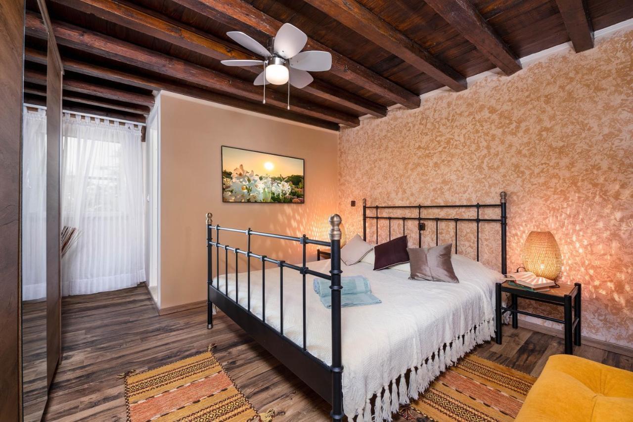 Rustic Istrian House Varesco クルニカ エクステリア 写真